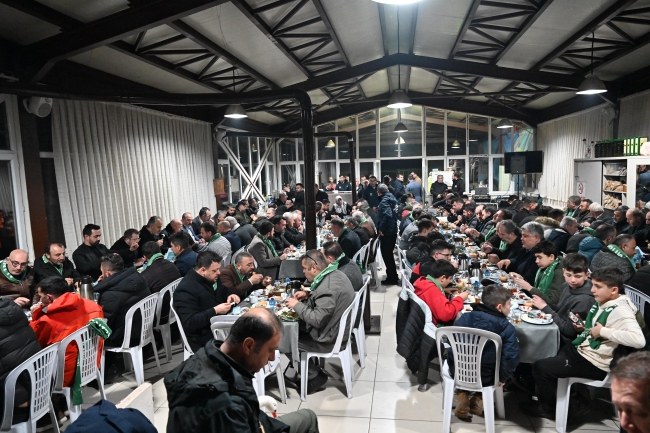 Başkan Aktaş ilk teravide Kestel halkıyla buluştu