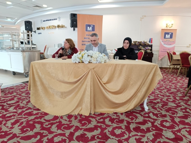 Bursa Meslekte Dayanışma ve Birlik Grubu’ndan kadınlar gününe anlamlı kutlama