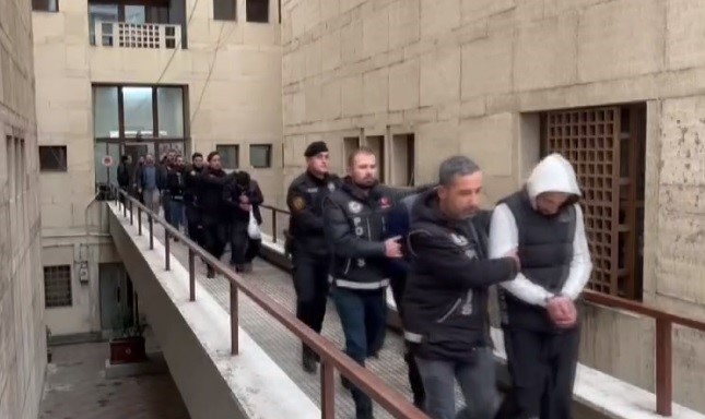Bursa'daki Şimşek operasyonundan nefes kesen görüntüler!