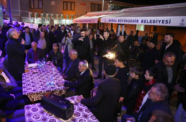 Mustafa Bozbey’den Dürdane çocuklarına park ve halı saha sözü