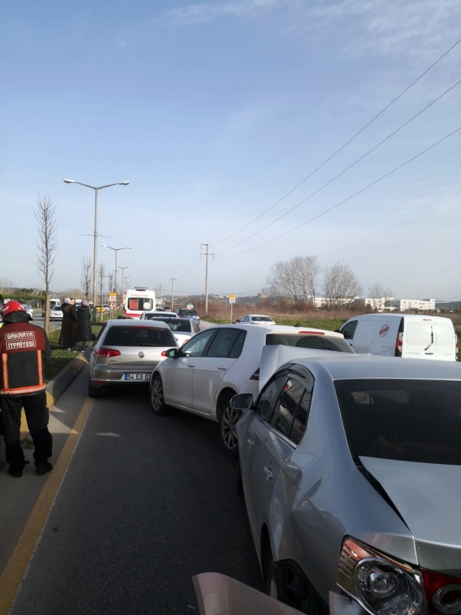 Sakarya'da zincirleme kaza meydana geldi