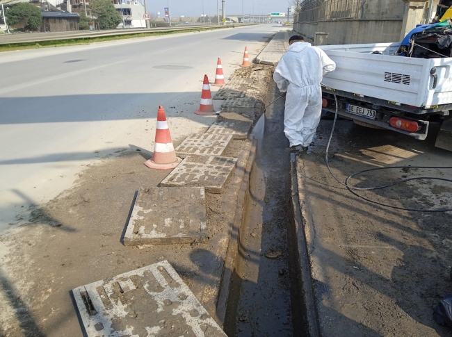 BUSKİ’den kapsamlı mazgal temizliği