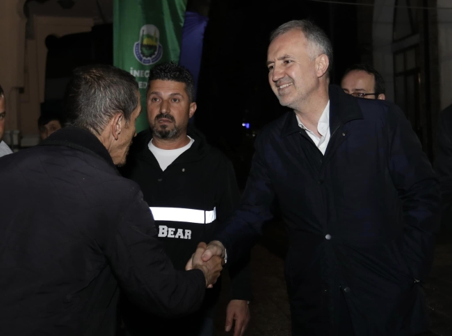 Hafız Habip Deveci İshakpaşa'da cemaat ile buluştu