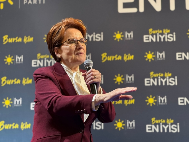 Akşener, Bursa'da partililerle iftarda buluştu