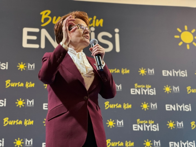 Akşener, Bursa'da partililerle iftarda buluştu