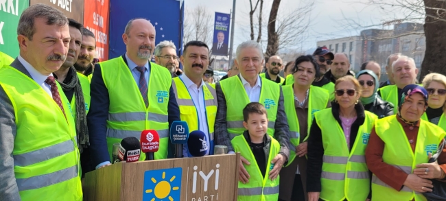 İYİ Parti Bursa'dan Büyükşehir'e reklam propagandası