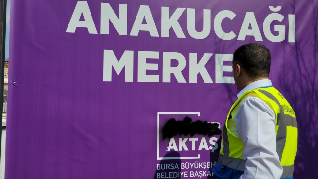 İYİ Parti Bursa'dan Büyükşehir'e reklam propagandası
