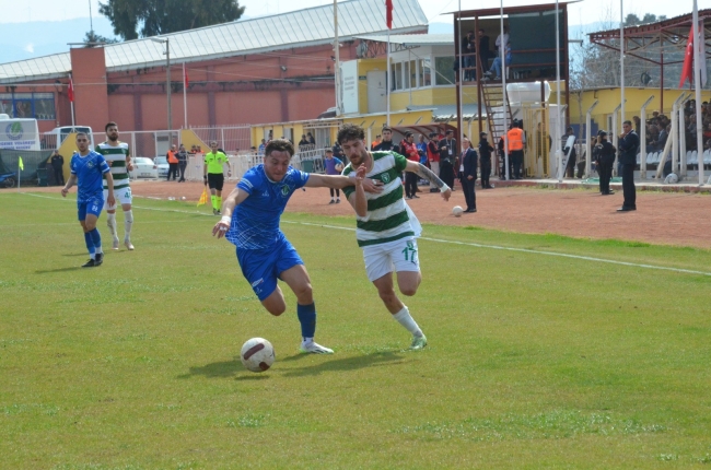 Efeler 09 SFK: 1 - Ergene Velimeşe Spor: 2