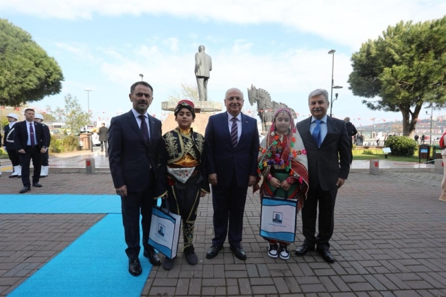 Bakan Güler'den Çanakkale Valiliğine ziyaret