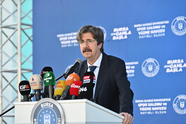 Üniversitelilere özel ayrıcalıklı spor merkezi