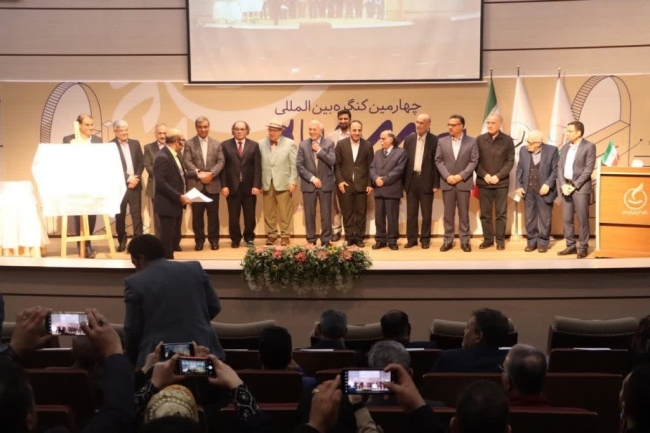Prof. Dr. Nimet Yıldırım Cundişapur Sempozyumu’na katıldı