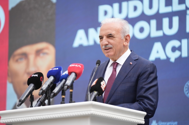 Bakan Tekin: İnşaatlarımızı durduran belediyelerimiz var