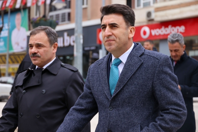 Bilecik valisinden yürekleri ısıtan fotoğraflar