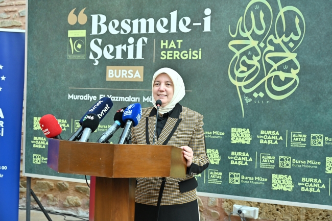 Besmele-i Şerif Hat Sergisi El Yazmaları Müzesi'nde