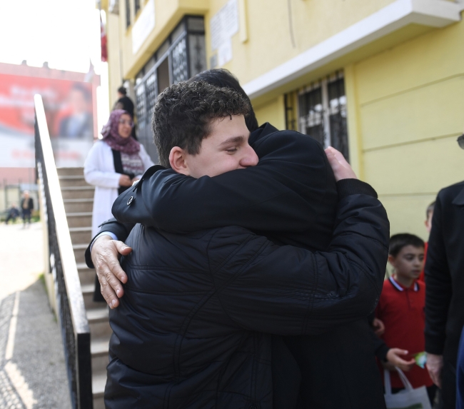 Osmangazi Belediye Başkanı Dündar'a sevgi seli