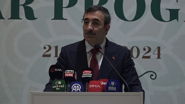 Cumhurbaşkanı Yardımcısı Yılmaz: “Masa başında oturup memleketi yöneten bir ekip olmadık”