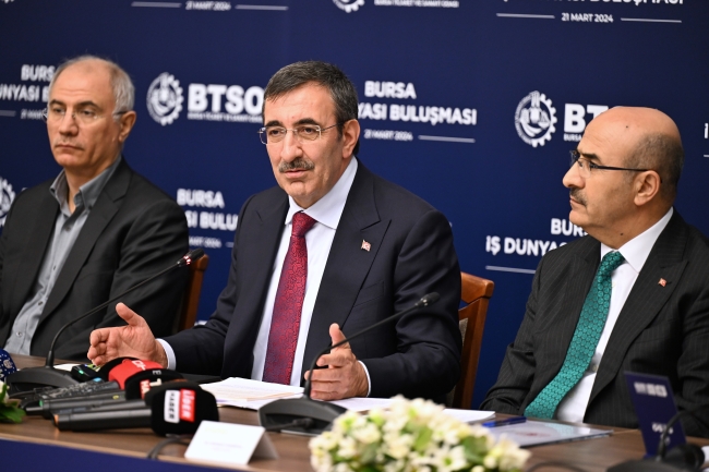 Cumhurbaşkanı Yardımcısı Cevdet Yılmaz Bursa iş dünyası ile buluştu