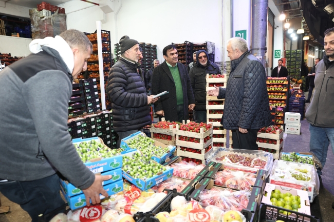 Şadi Özdemir Kent Hali'ni ziyaret etti