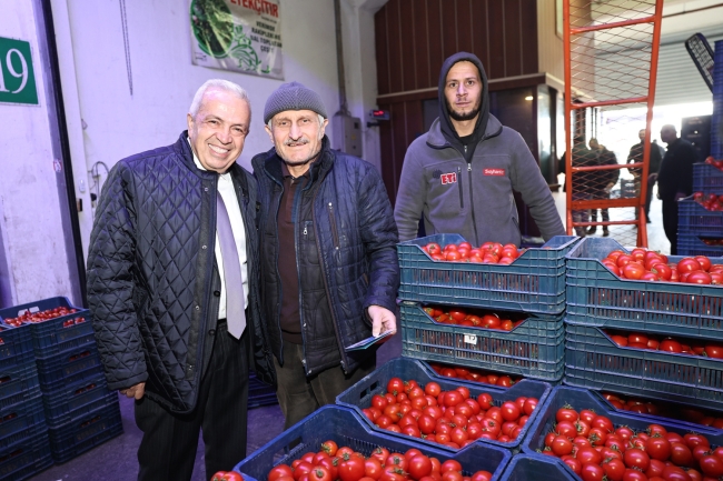 Şadi Özdemir Kent Hali'ni ziyaret etti