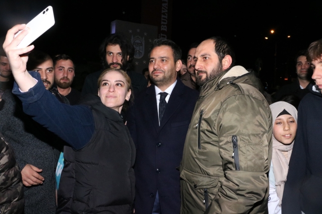 Cumhur İttifakı Mudanya Belediye Başkan adayı Gökhan Dinçer'e sevgi seli