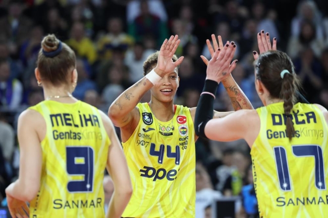 Kupa Voley'de şampiyon Fenerbahçe!