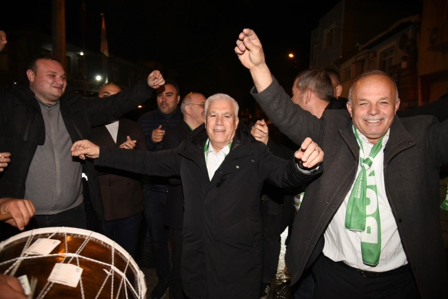 Bozbey Büyükşehir çalışanlarına seslendi; “Mustafa Ağabeyiniz geliyor”