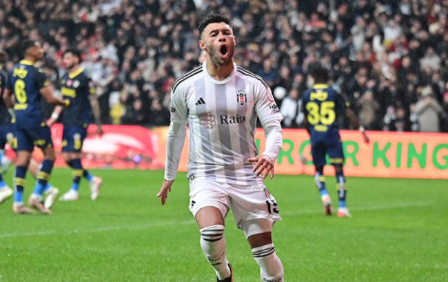 Oxlade Chamberlain geri dönüyor!
