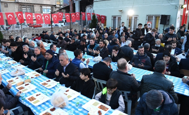 Orhanelilerden Başkan Mustafa Dündar'a tam destek