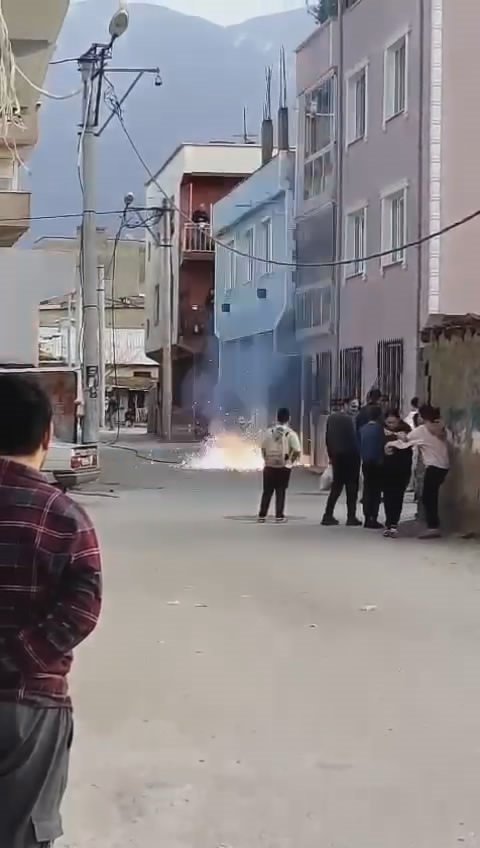 Bursa'da elektrik kablosu koptu