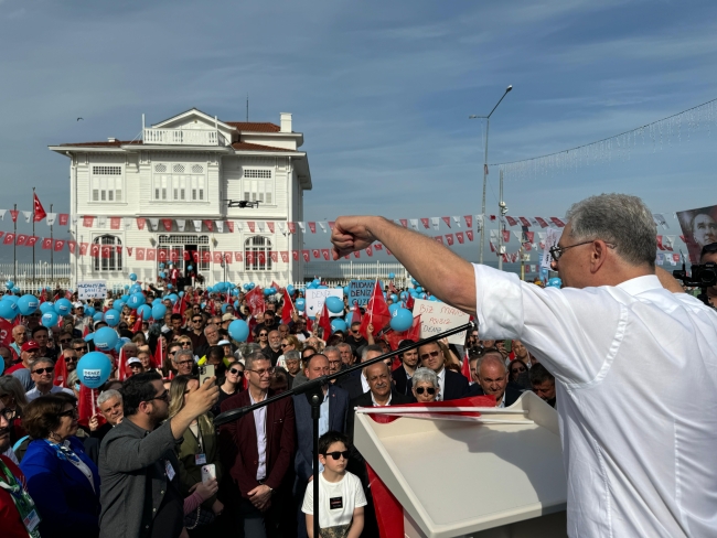 Deniz Dalgıç'tan Mudanya'ya 'Güzel Günler Göreceğiz' sözü