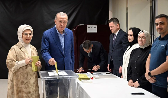 Cumhurbaşkanı Erdoğan oyunu kullandı