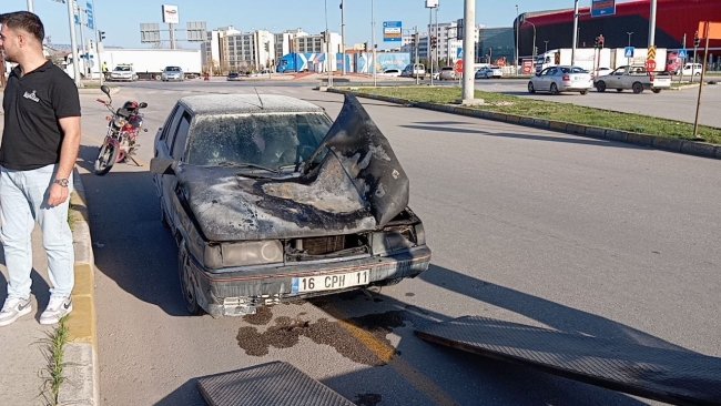 Seyir halindeyken yangına teslim oldu