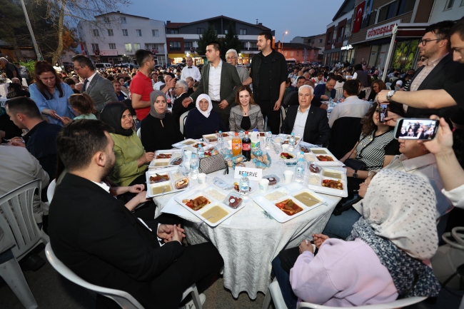 CHP'li başkanlar iftar yemeğinde buluştu
