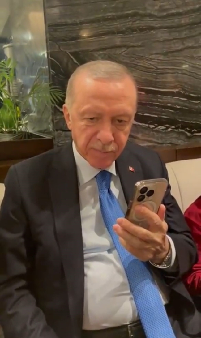 Cumhurbaşkanı Erdoğan'dan Düzce Belediye Başkanına tebrik