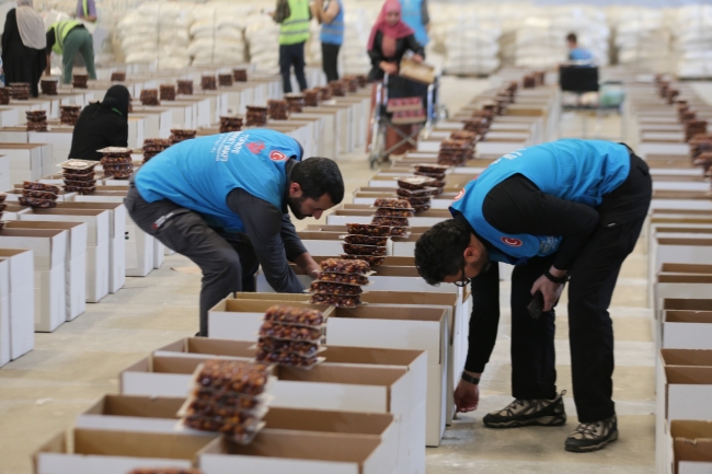 Türkiye Gazze'ye yardımlarına devam ediyor