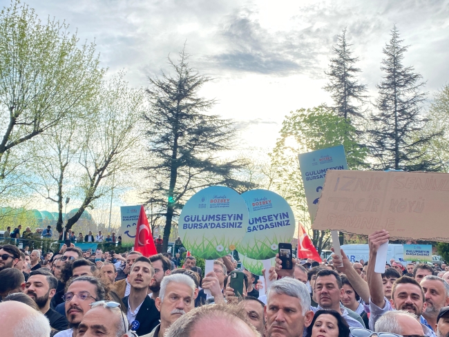 Bursa Büyükşehir Belediye Başkanı Mustafa Bozbey mazbatasını aldı