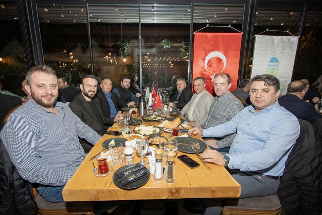 Bursa protokolü sahur sofrasında buluştu
