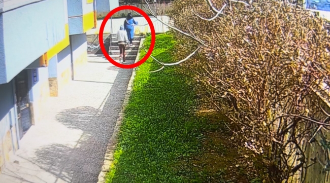 Bursa'da gelin kaynana suçüstü yakalandı!