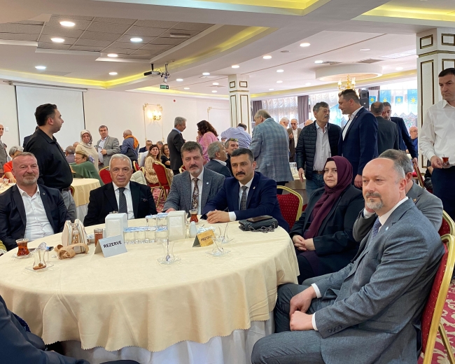 İYİ Parti Bursa'da bayram coşkusu
