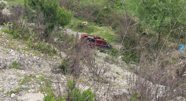 Antalya'da teleferik kabini düştü!
