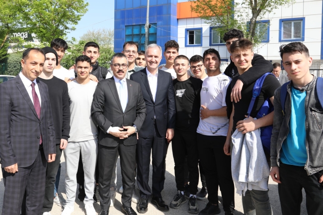 Gençlerin yoluna ışık tutacak etkinlik başladı