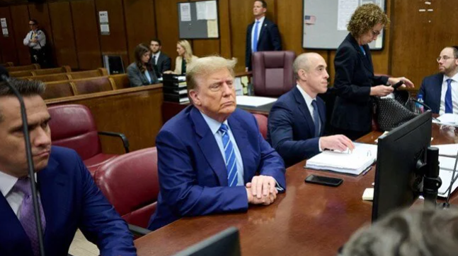 Trump’ın tarihi “sus payı” davasında ilk jüri üyeleri belli oldu