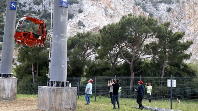 Teleferik kabinleri günler sonra yere indirildi