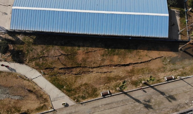 Asrın felaketi İskenderun sahilinden görüntülendi