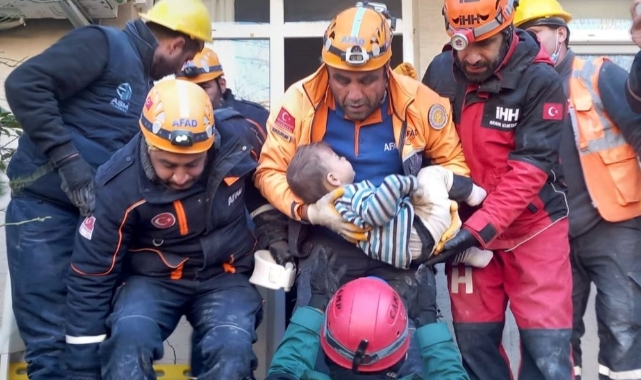 Depremin ardından zamana karşı yarış