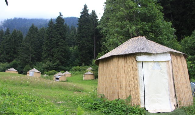 Trabzon'da oba çadırları turistleri çekiyor