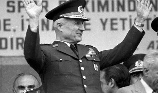 Demokrasinin kara lekesi! "12 Eylül Darbesi"