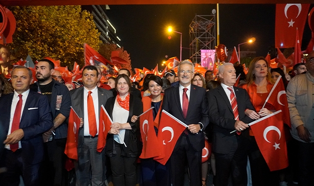 Nilüfer'de 100. Yıl coşkuyla kutlandı