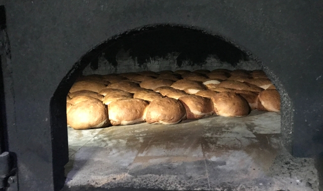 100 yıllık Araköy Ekmeği sofraları süslüyor