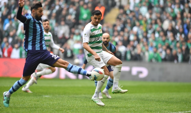 Bursaspor-Anadolu Üniversitesi maçından kareler...